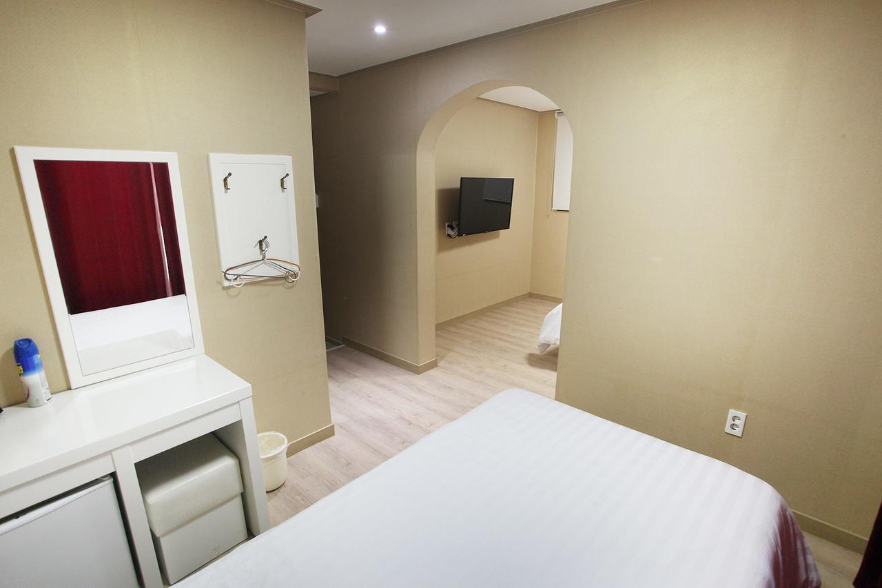 Orange Tree Hotel Jeju Dış mekan fotoğraf