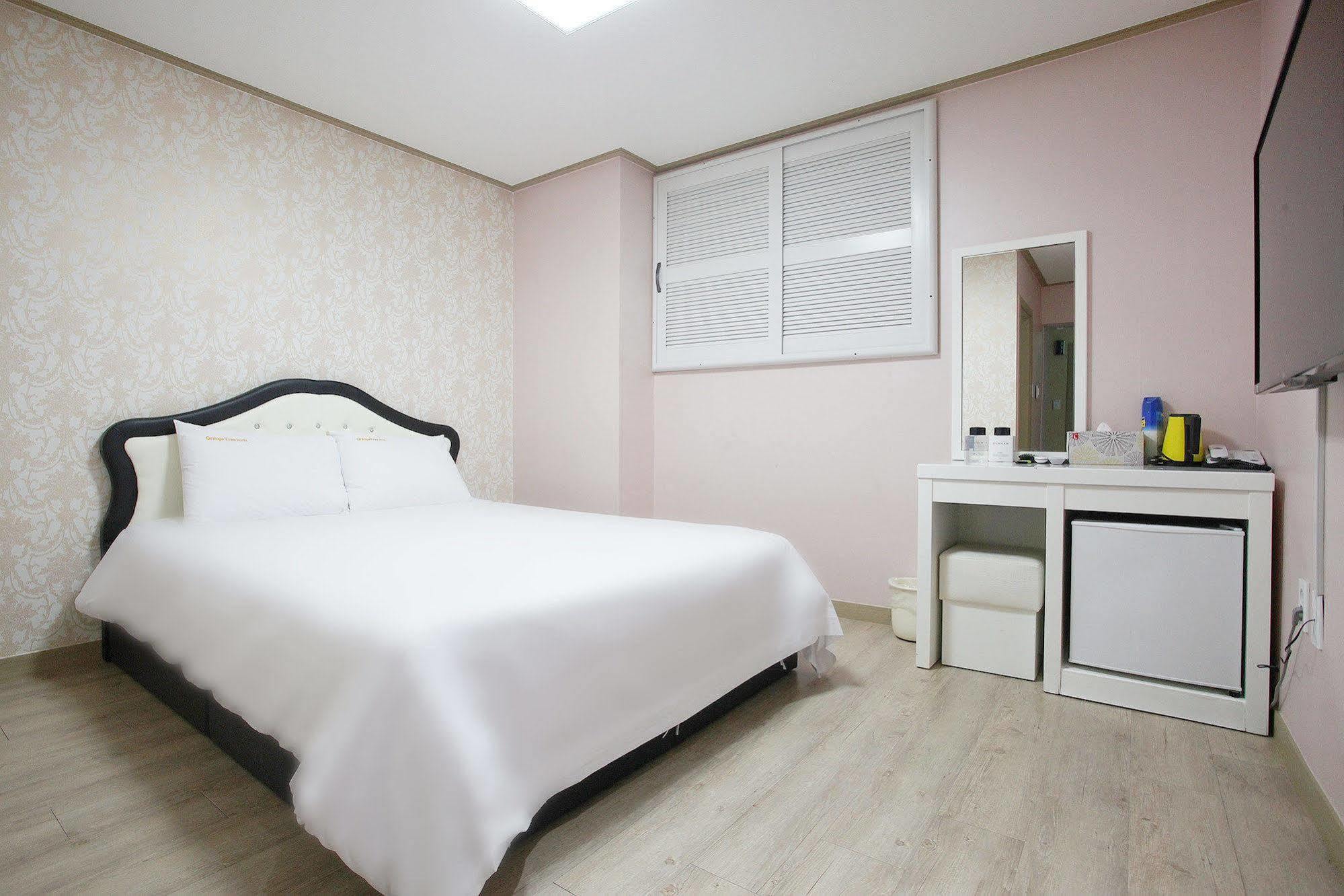 Orange Tree Hotel Jeju Dış mekan fotoğraf