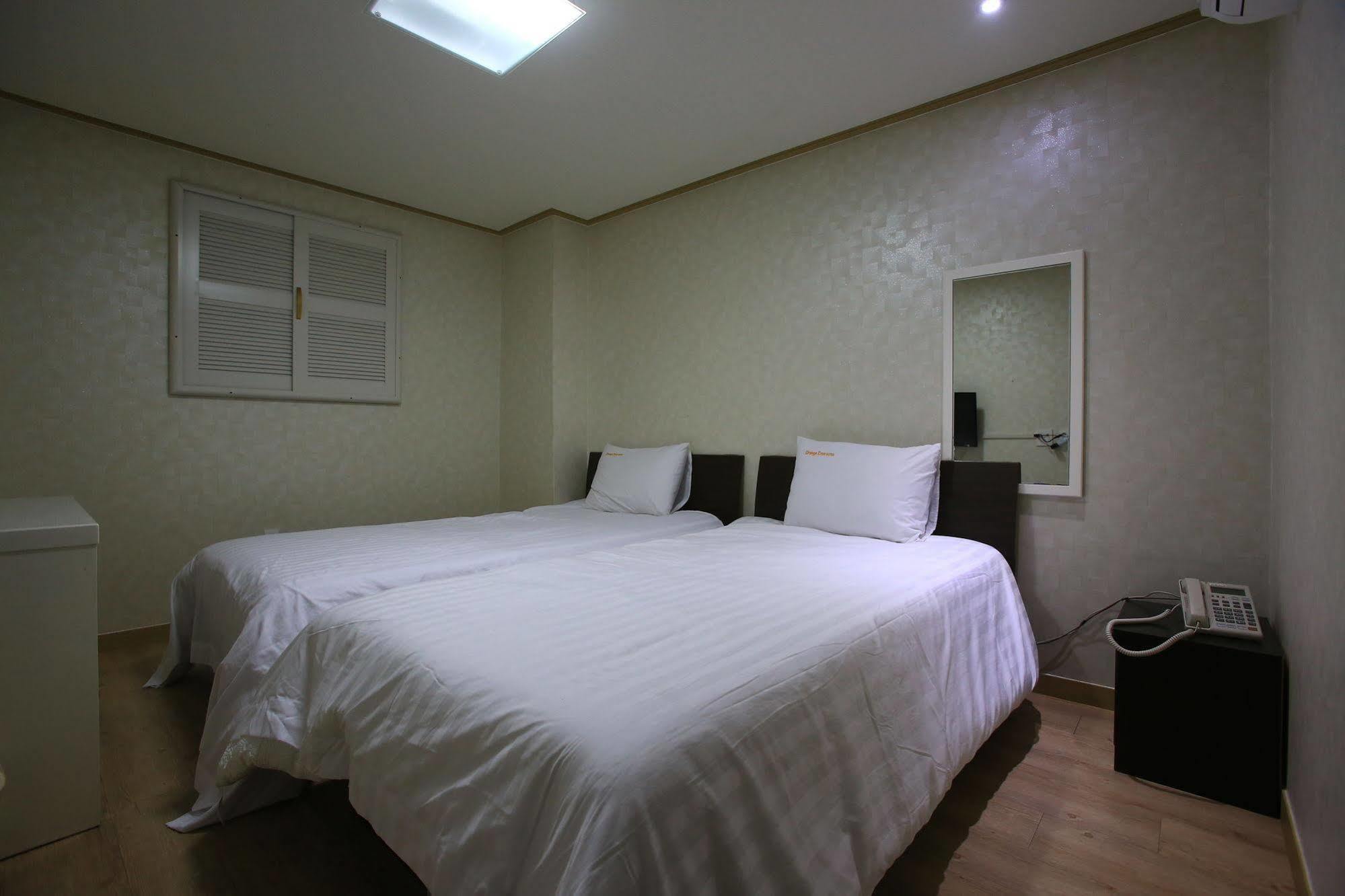 Orange Tree Hotel Jeju Dış mekan fotoğraf
