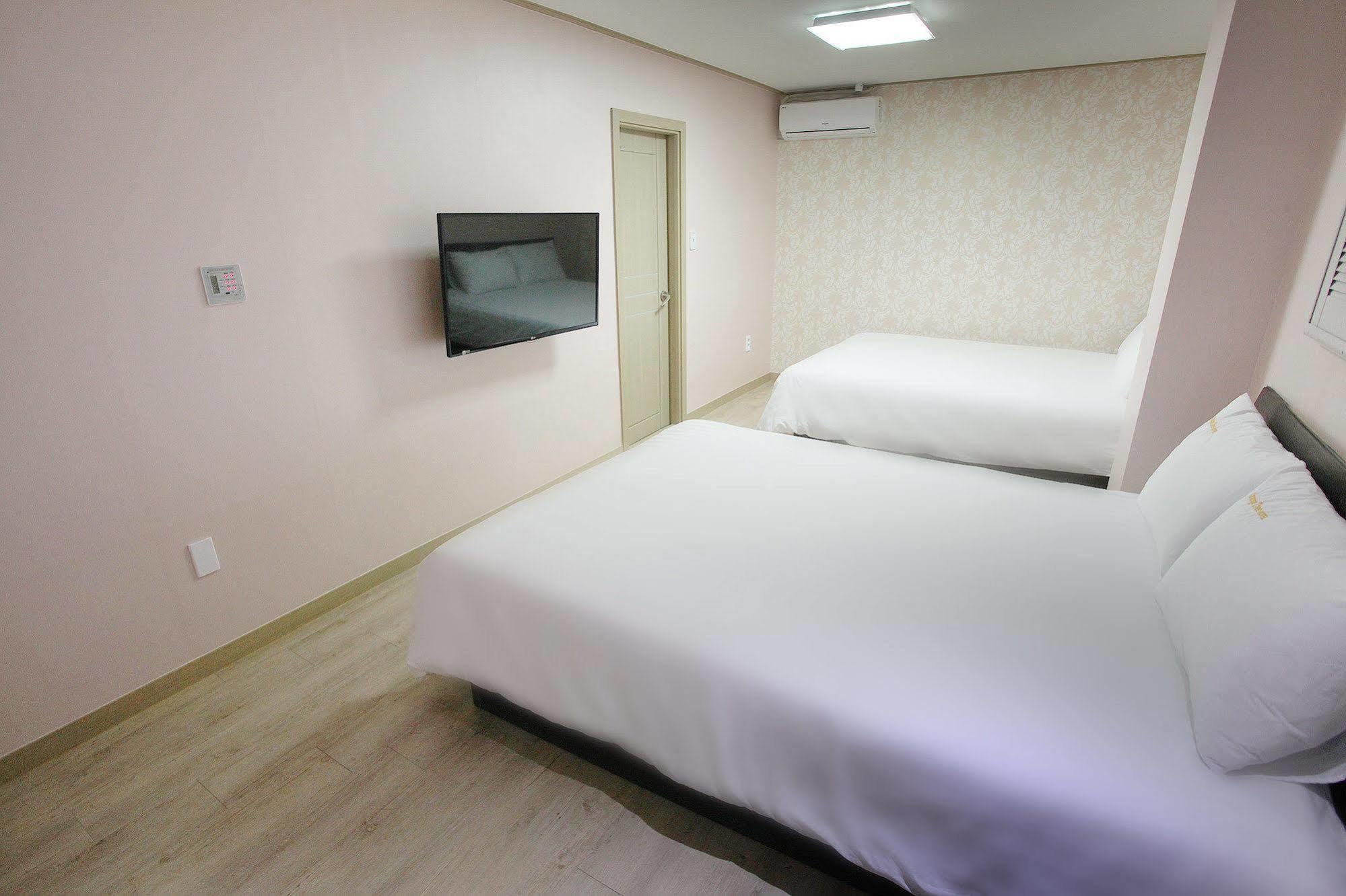 Orange Tree Hotel Jeju Dış mekan fotoğraf