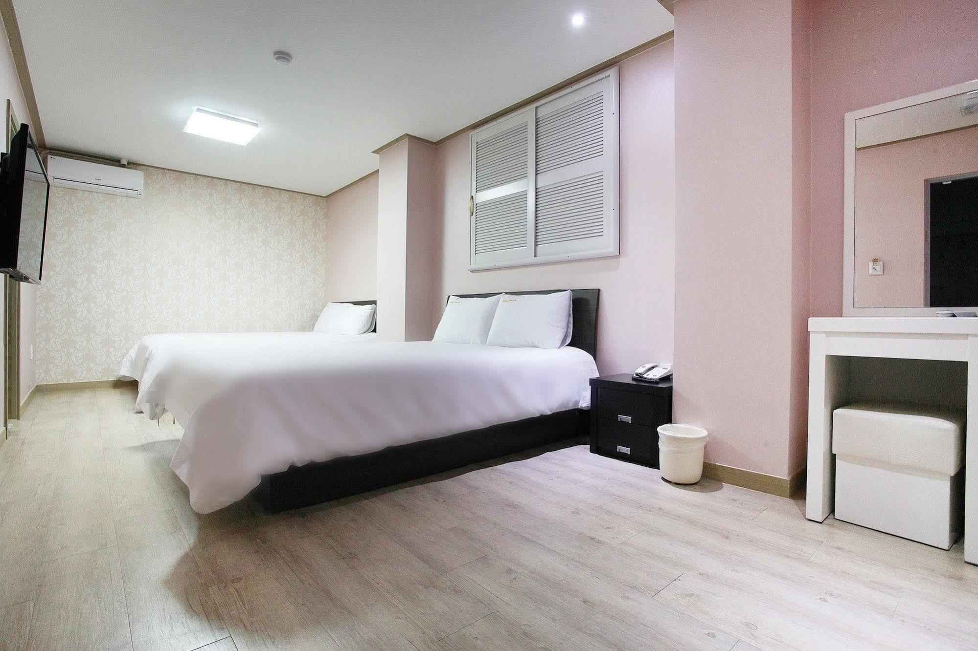 Orange Tree Hotel Jeju Dış mekan fotoğraf
