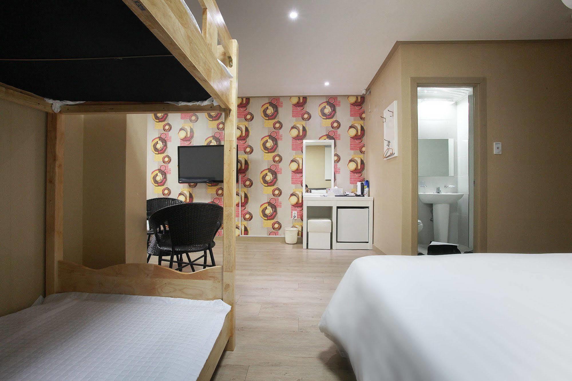 Orange Tree Hotel Jeju Dış mekan fotoğraf