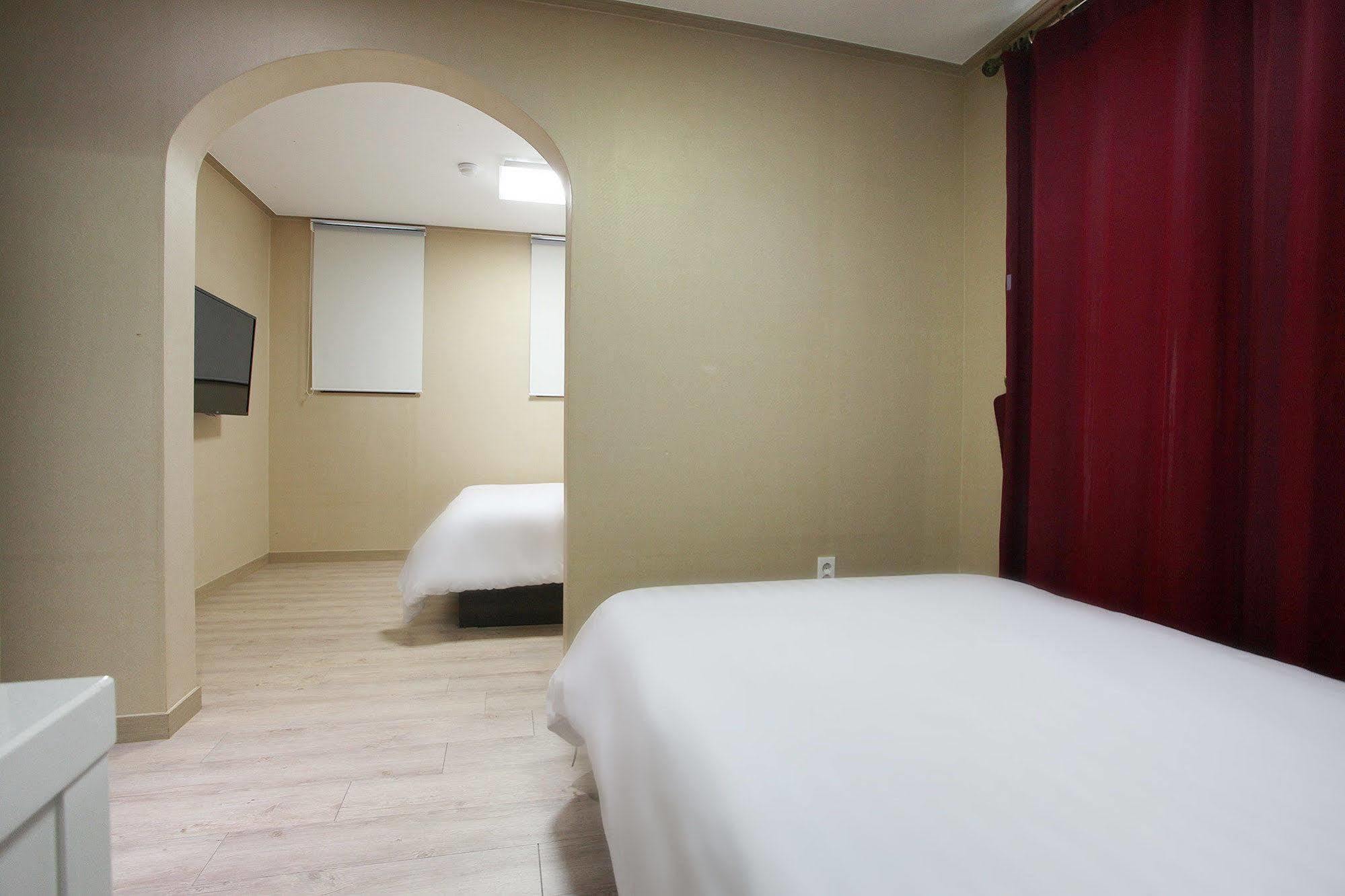 Orange Tree Hotel Jeju Dış mekan fotoğraf