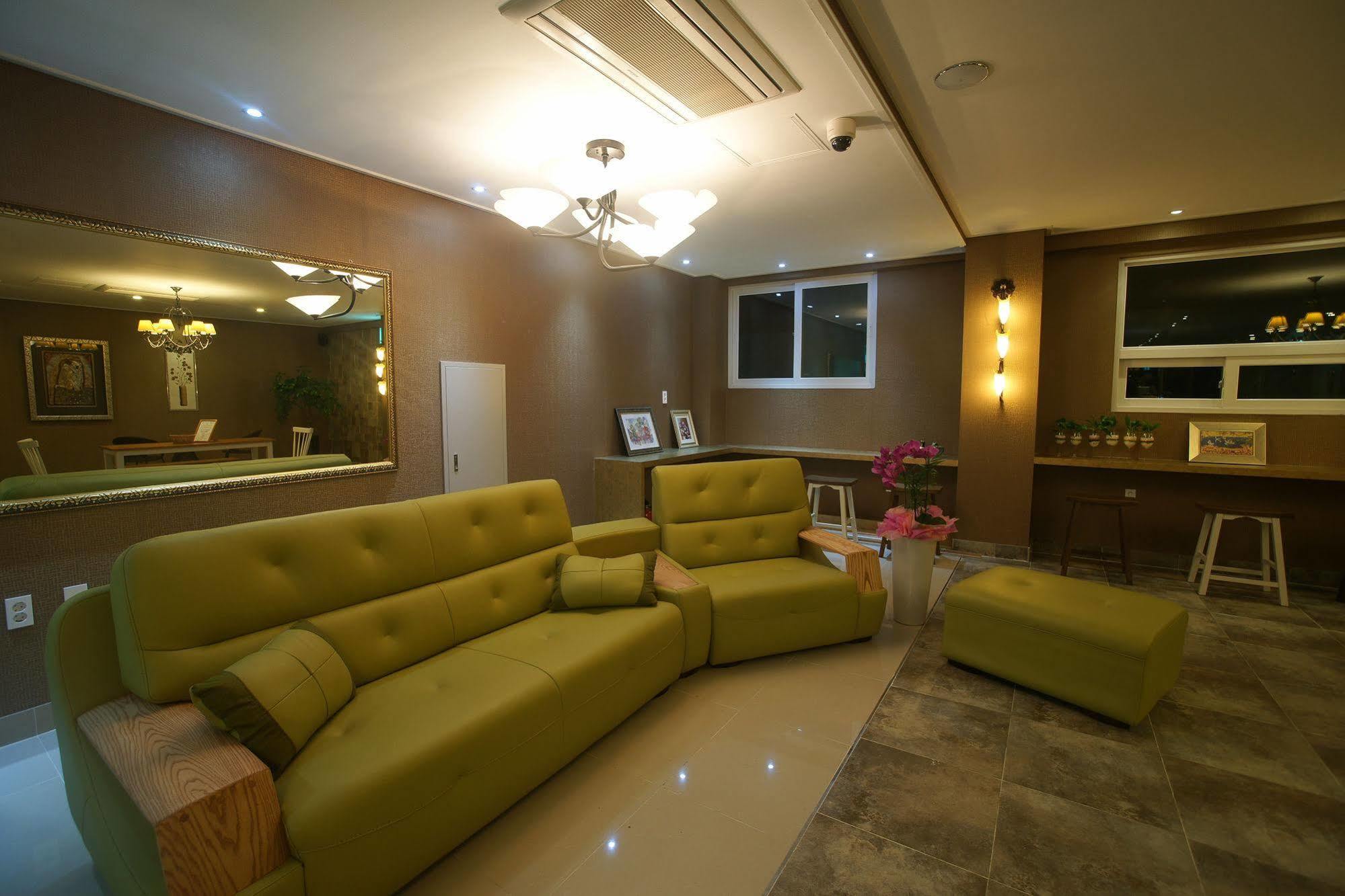 Orange Tree Hotel Jeju Dış mekan fotoğraf